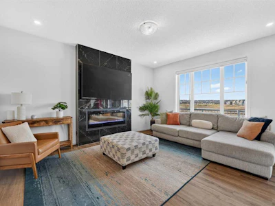 144 Carringham Way NW - 4