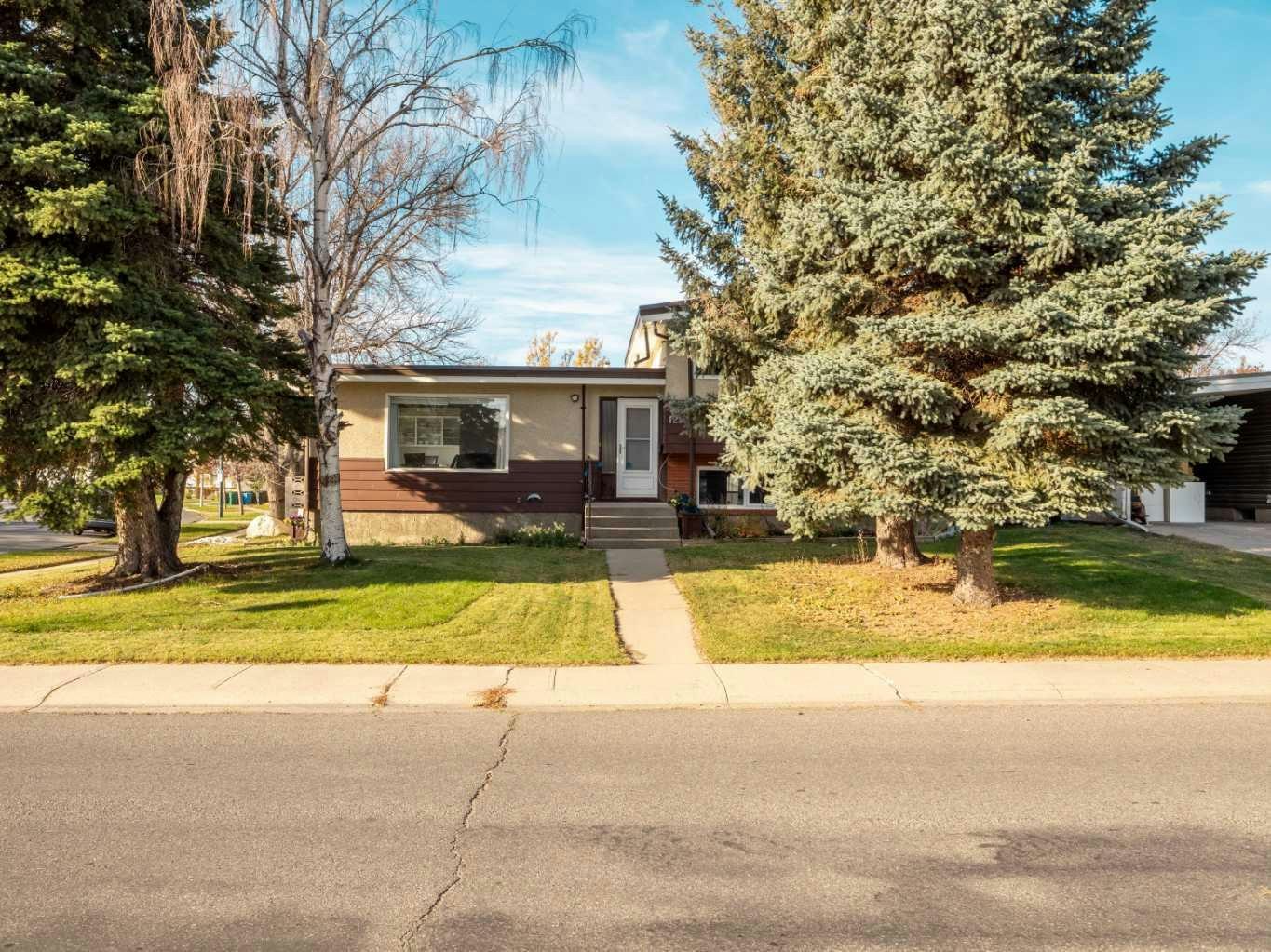1216 Lakewood Road S, Lethbridge, AB, T1K 3E1