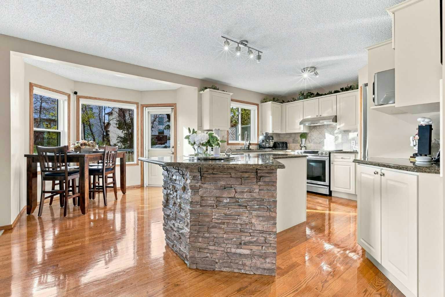 134 Arbour Ridge Close NW, Calgary, AB, T3G 4B2