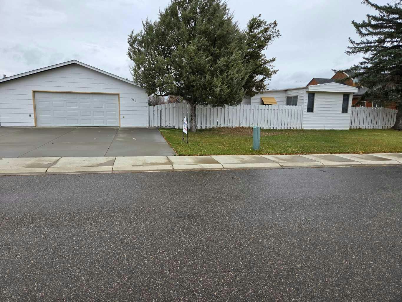 303 Piron Place, Picture Butte, AB, T0K 1V0
