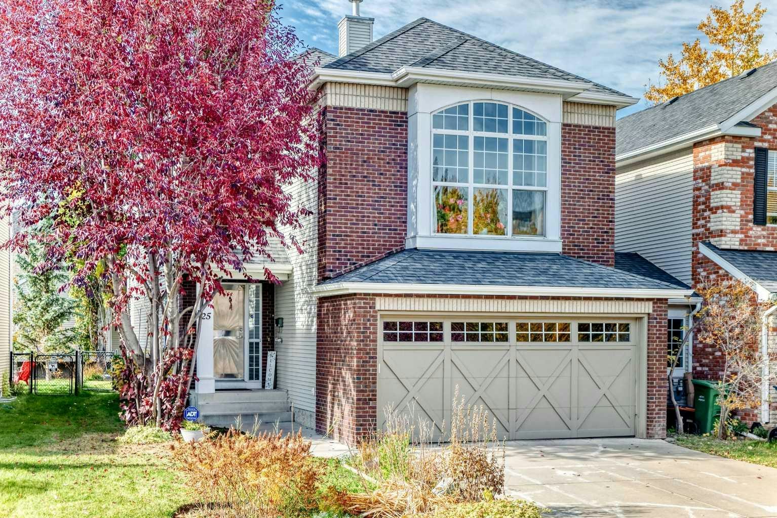 25 Discovery Ridge Hill SW, Calgary, AB, T3H 4Y5