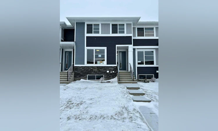 393 Waterford Boulevard