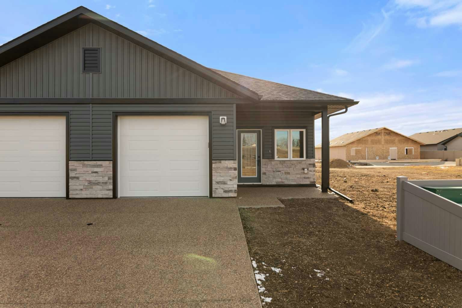6309 27 Avenue, Camrose, AB, T4V 5L7