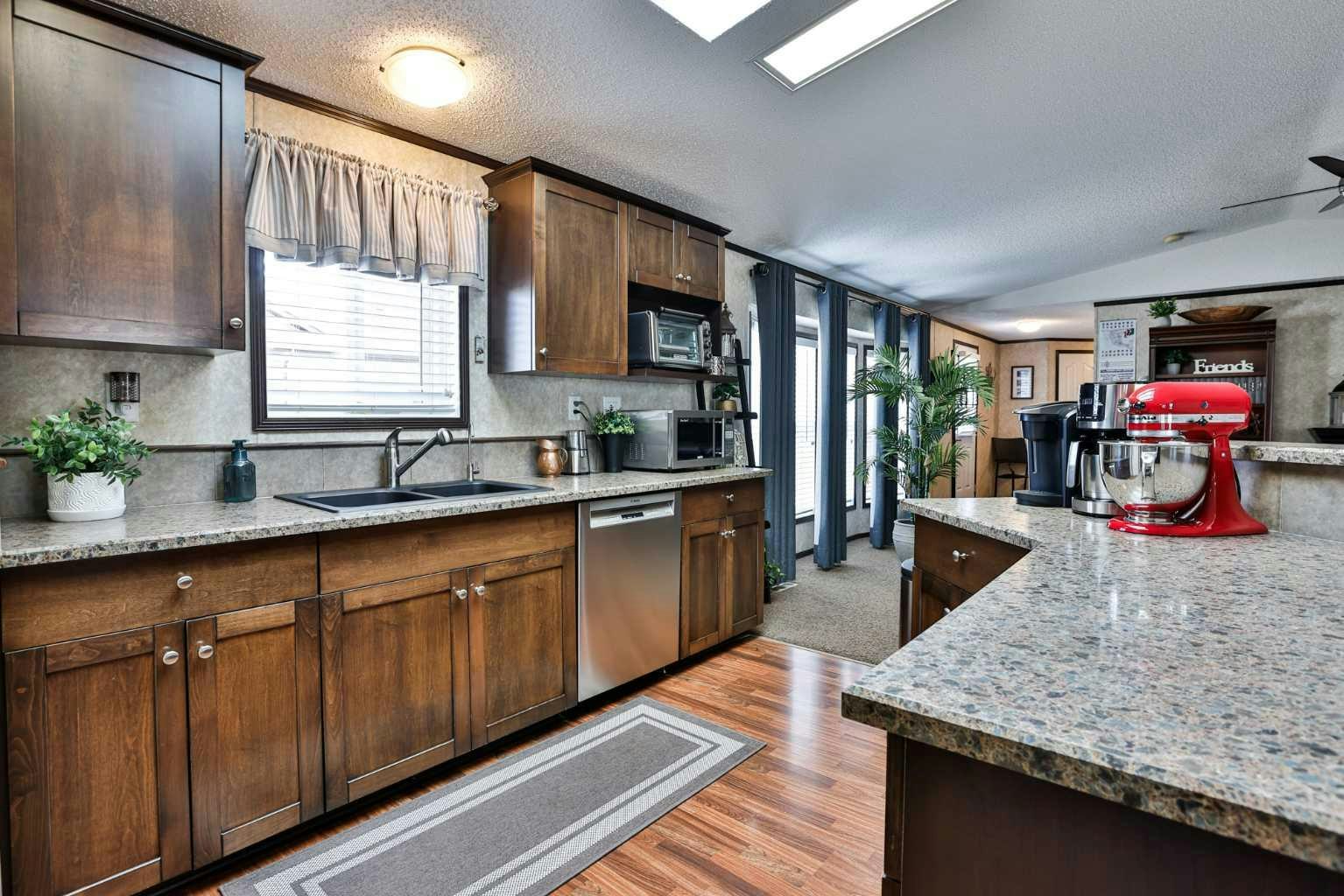 311 Elmore Street, Carmangay, AB, T0L 0N0