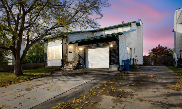 178 Mcconachie Crescent