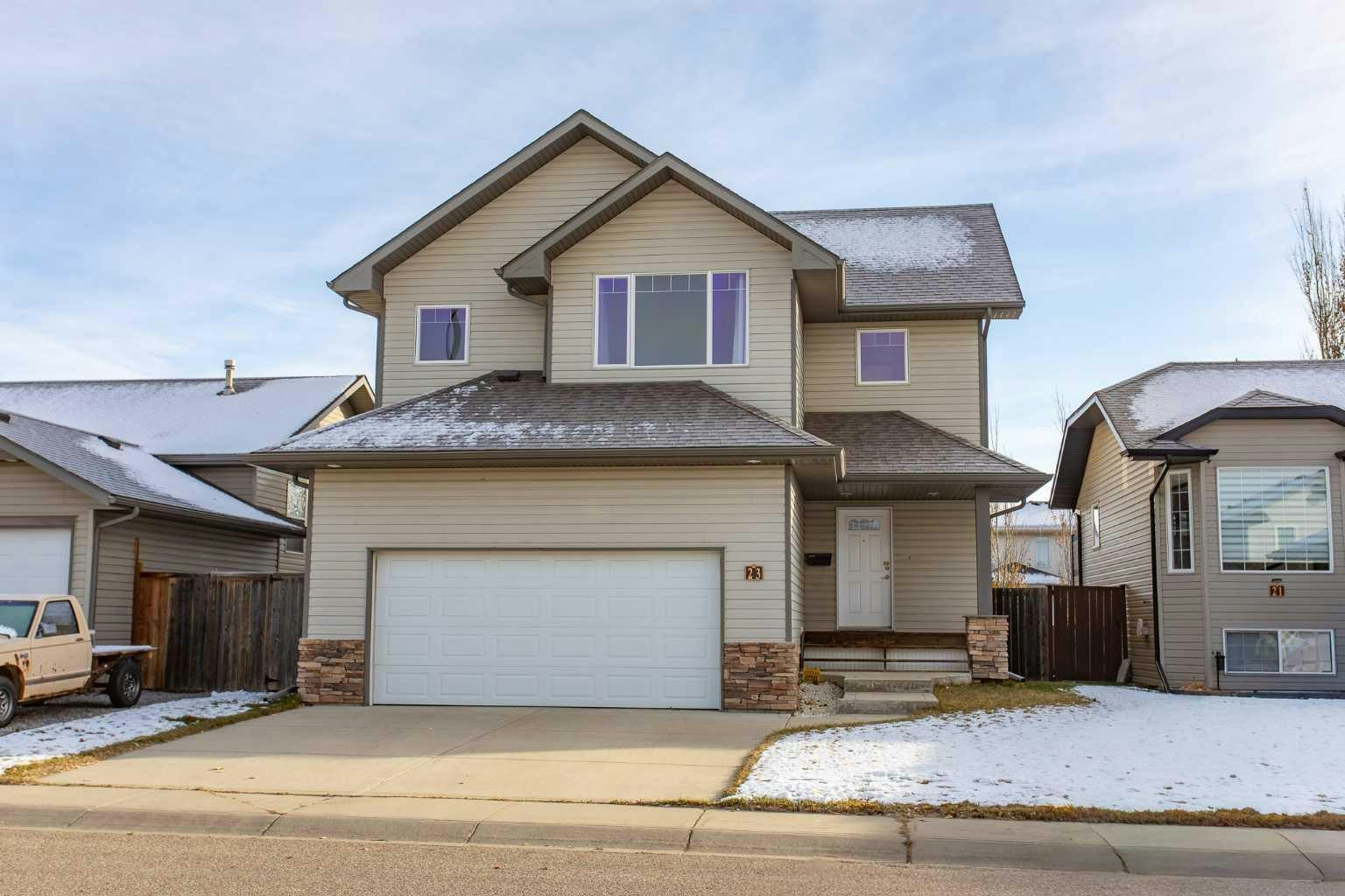 23 Lanterman Close, Red Deer, AB, T4R 3K3