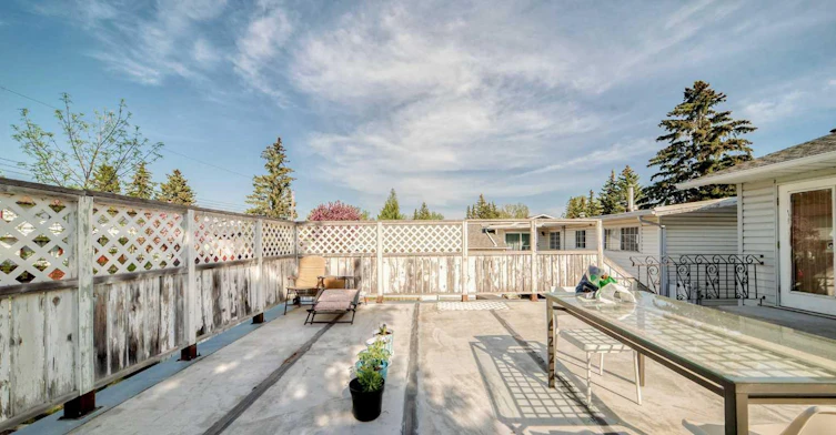 5051 Vantage Crescent NW, Calgary, AB, T3A 1X6 - 18