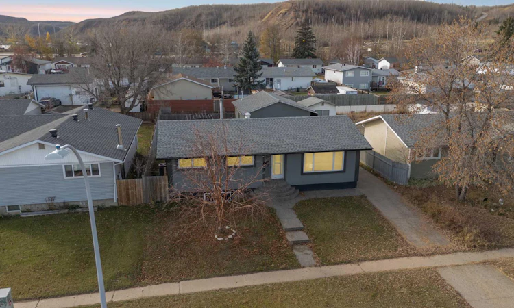 68 Centennial Drive