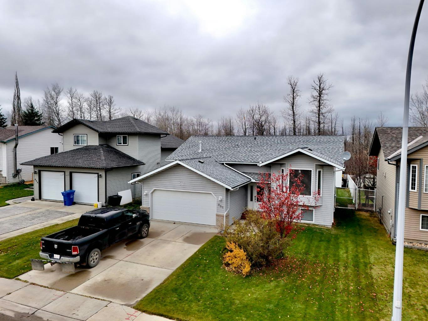 808 10 Street, Fox Creek, AB, T0H 1P0