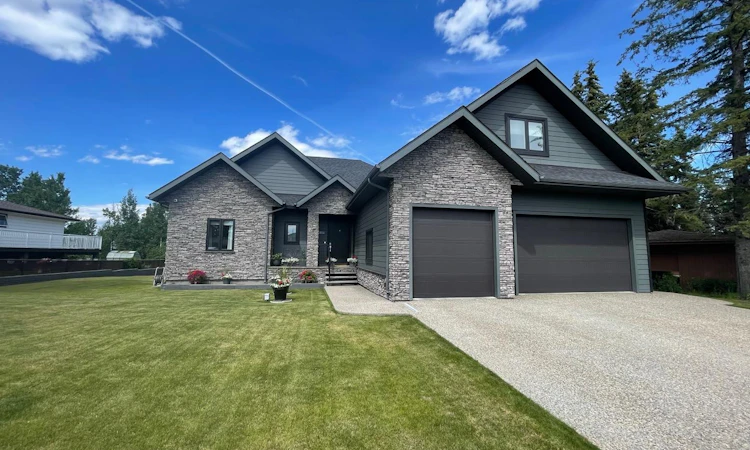 4714 Sakwatamau Drive