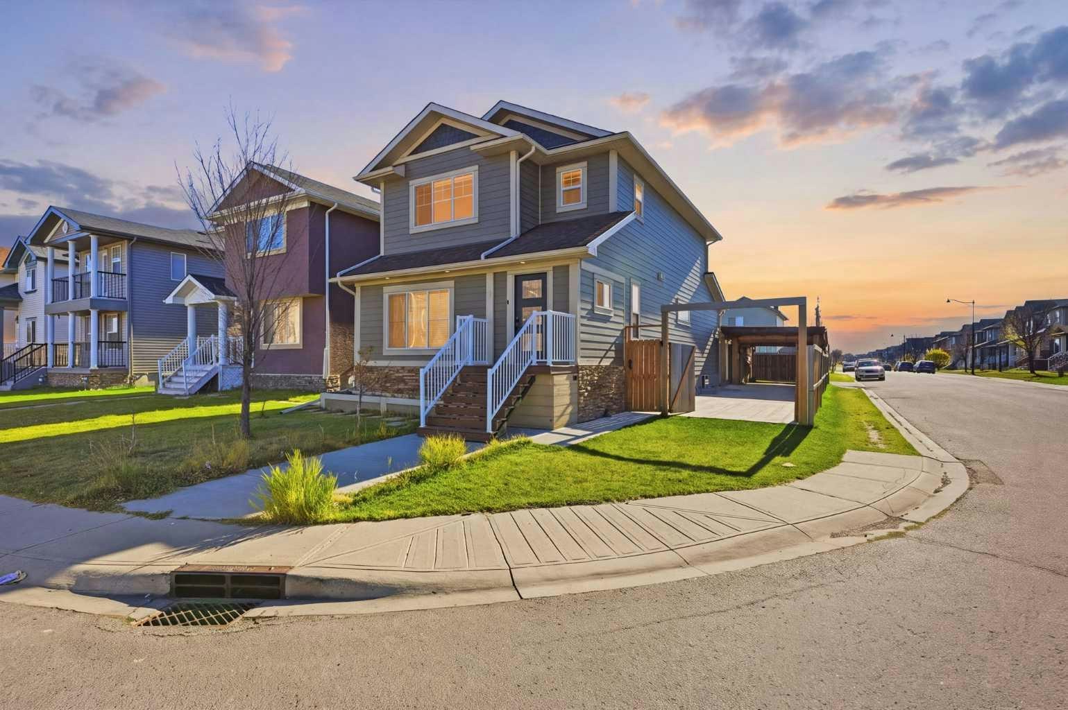 5 Taralake View NE, Calgary, AB, T3J 0A3
