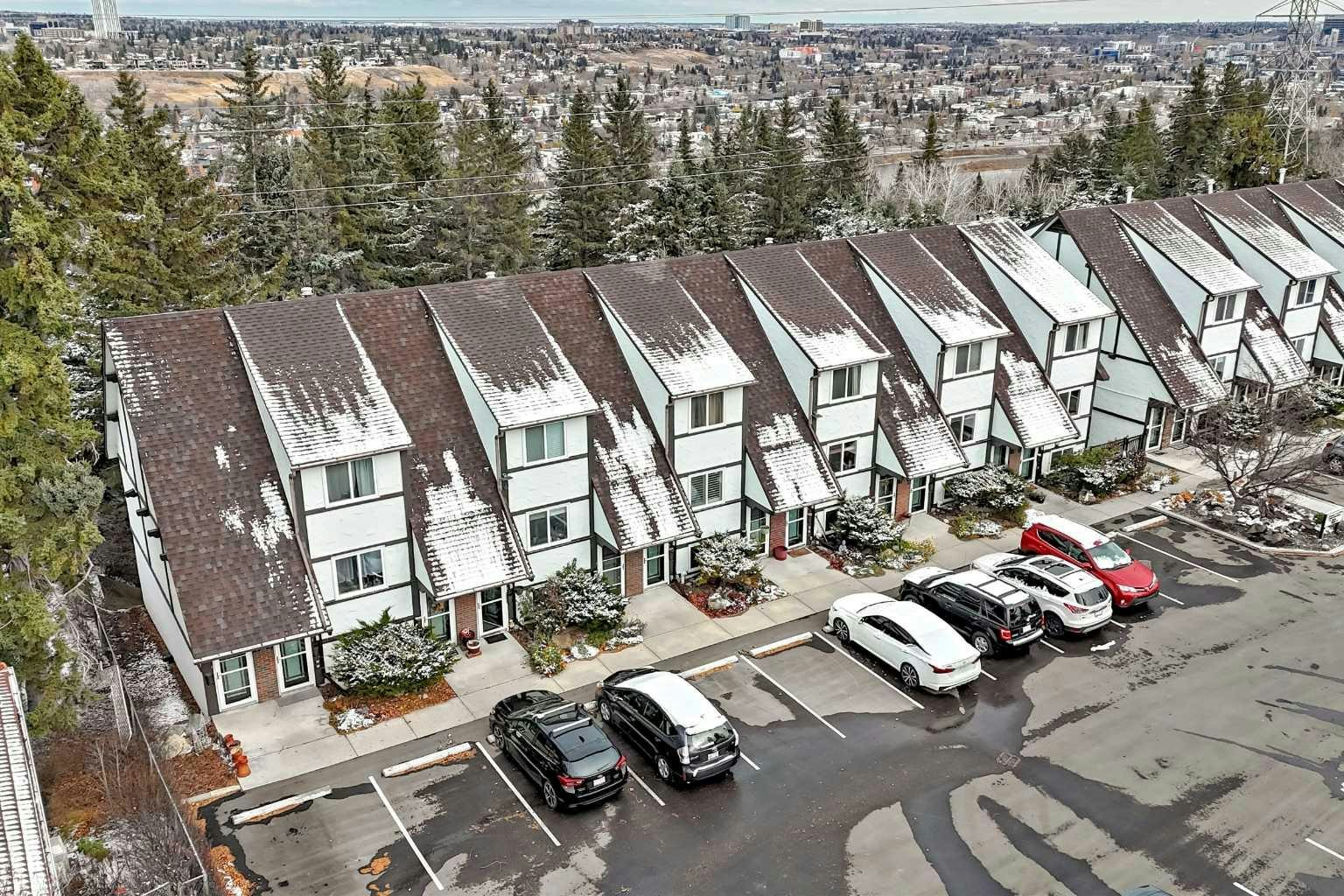 12-304 Cedar Crescent SW, Calgary, AB, T3C 2Y8