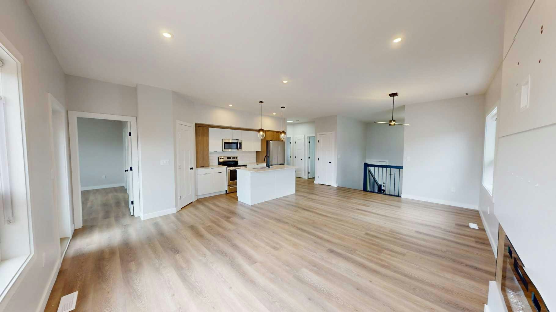 10406 129 Avenue, Grande Prairie, AB, T8V 6J5 - 8