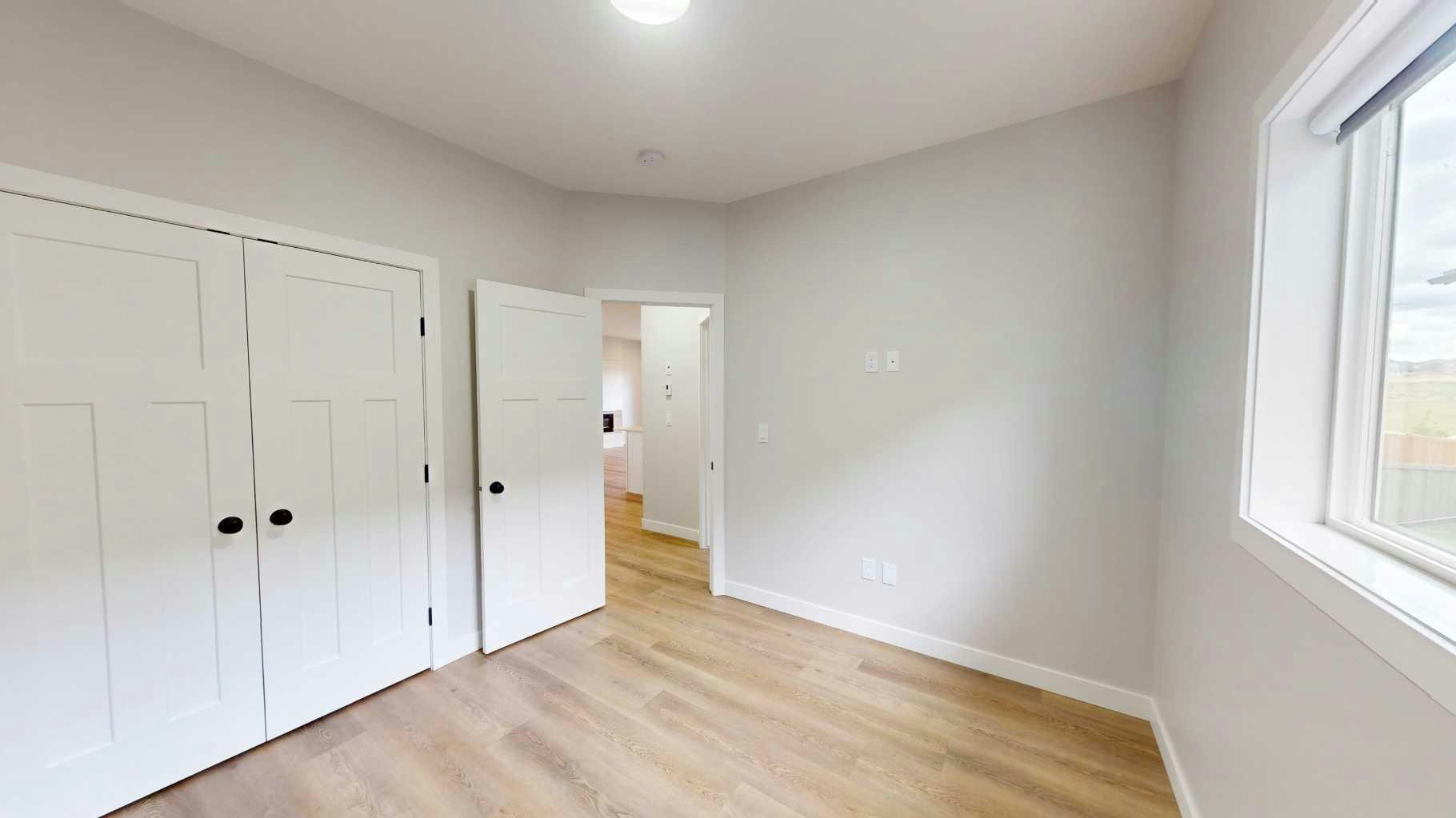 10406 129 Avenue, Grande Prairie, AB, T8V 6J5 - 12