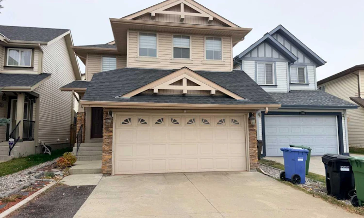 184 Panora Close NW