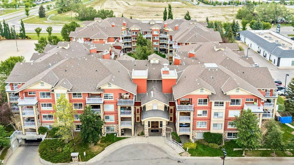 133-22 Richard Place SW, Calgary, AB, T3E 7N6