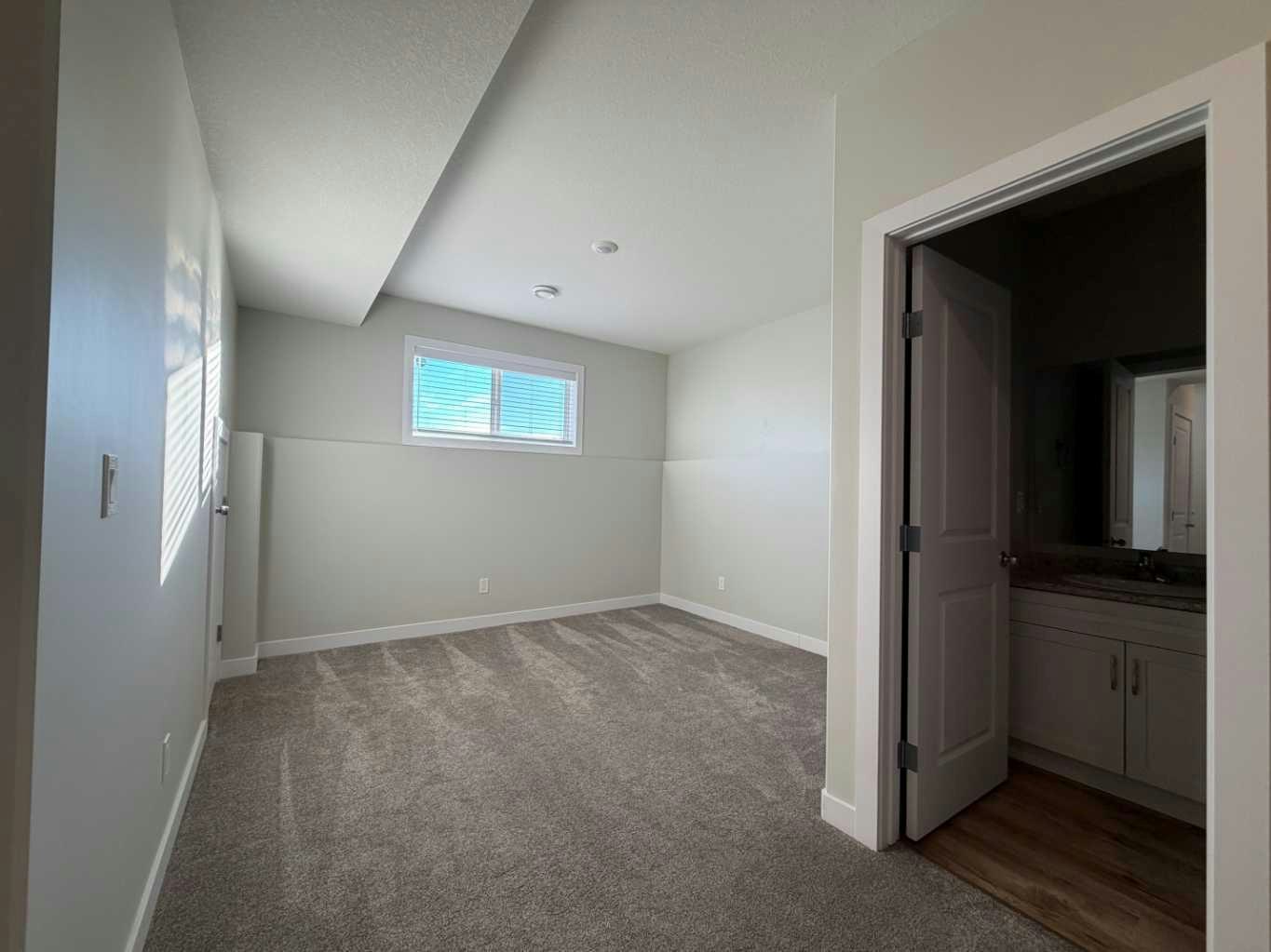 C-9601 114 Avenue, County of Grande Prairie, AB, T8X 0W7 - 9