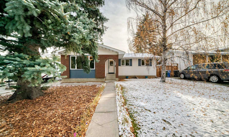 331 Brookmere Road SW