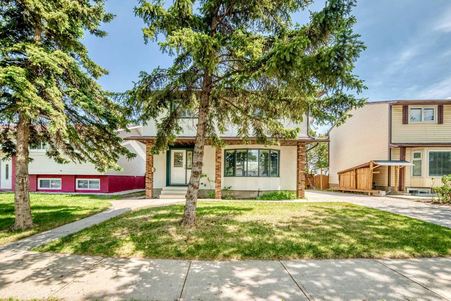 4308-55 Street Street NE, Calgary, AB, T1Y 4B7