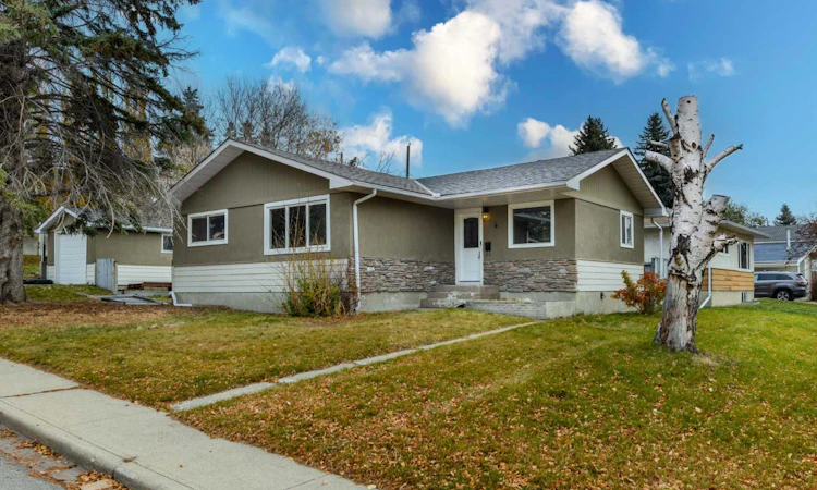 4 Cheyenne Crescent NW