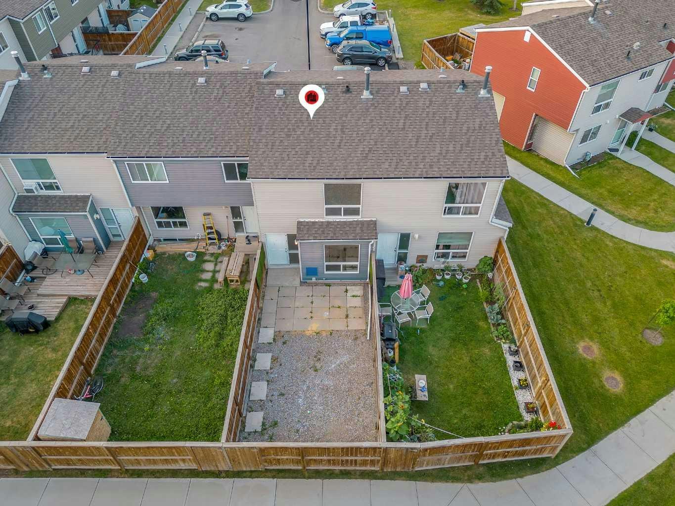 33-5425 Pensacola Crescent SE, Calgary, AB, T2A 2G7