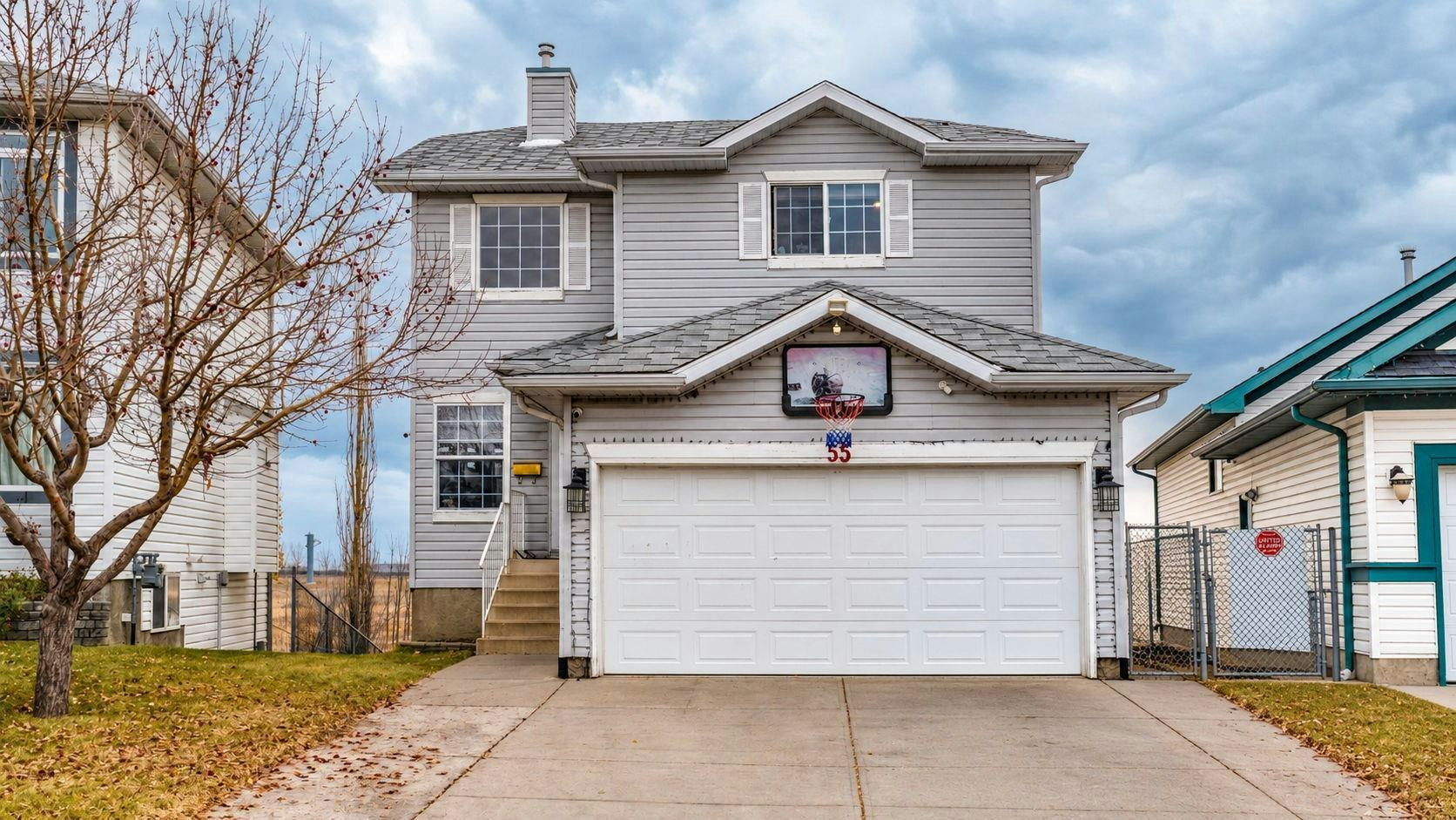 55 Anaheim Crescent NE, Calgary, AB, T1Y 7B8