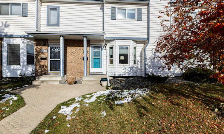 51 Elwell Close