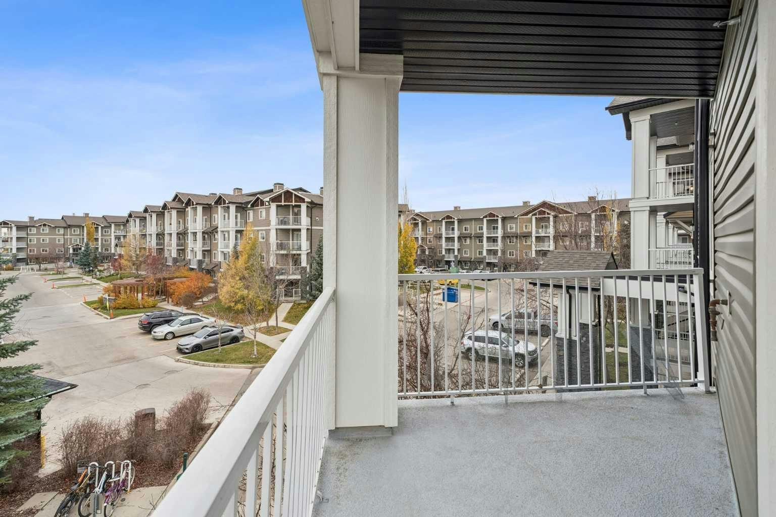 1312-115 Prestwick Villas SE, Calgary, AB, T2Z 0M8