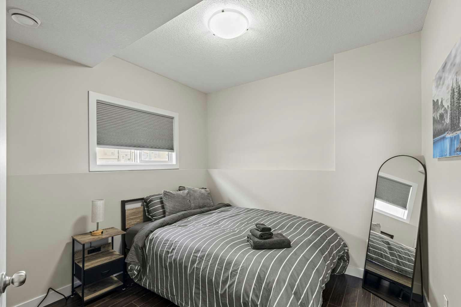 A-11508 75 Avenue, Grande Prairie, AB, T8W 0J4 - 5