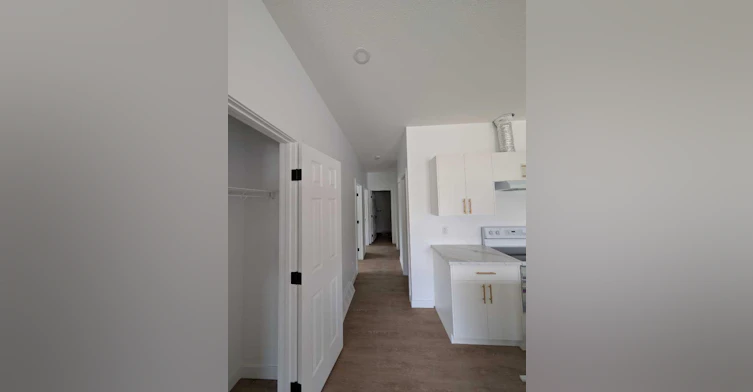 2-212 1 Avenue E, Brooks, AB, T1R 0G9 - 5
