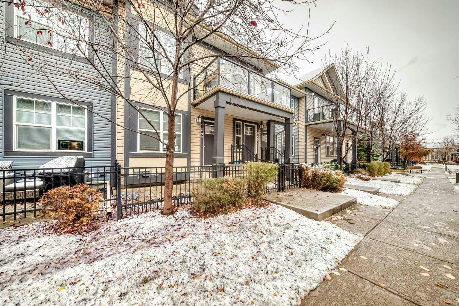1042 Mckenzie Towne Villas SE, Calgary, AB, T2Z 1E4