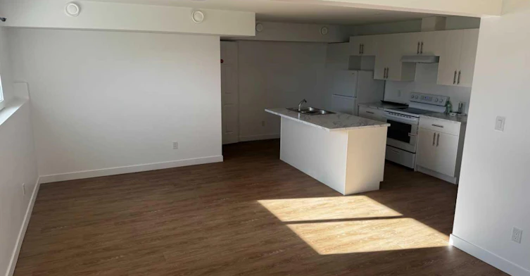 5-212 1 Avenue E, Brooks, AB, T1R 0G9 - 4