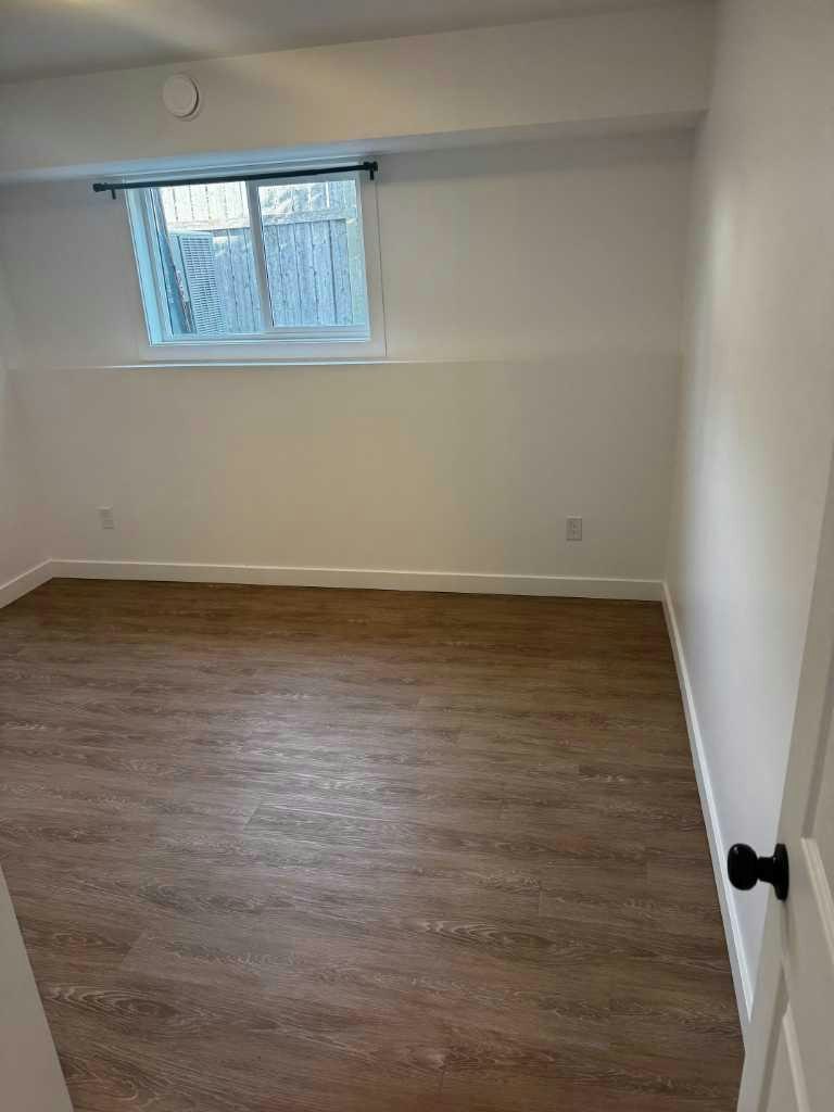 5-212 1 Avenue E, Brooks, AB, T1R 0G9 - 9