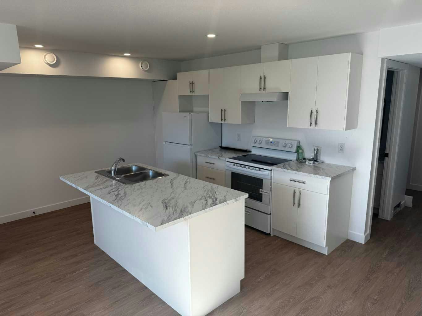 5-212 1 Avenue E, Brooks, AB, T1R 0G9 - 5