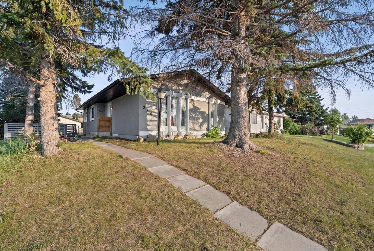 259 Manora Crescent NE, Calgary, AB, T2A 4S4