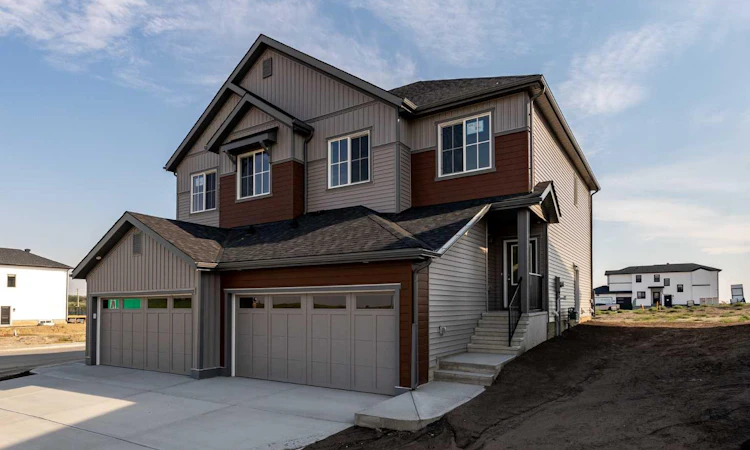 304 Edgefield Close
