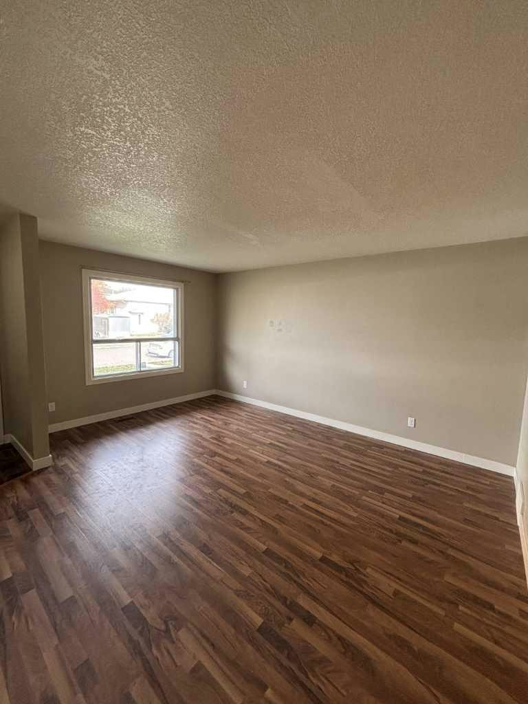 244 Mt Alderson Crescent W, Lethbridge, AB, T1K 6V8 - 2