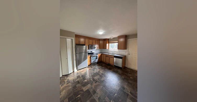 244 Mt Alderson Crescent W, Lethbridge, AB, T1K 6V8 - 3