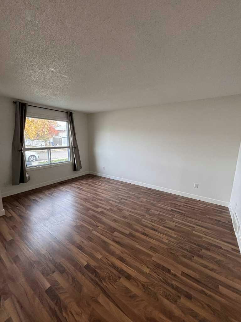 246 Mt Alderson Crescent W, Lethbridge, AB, T1K 6V8 - 2