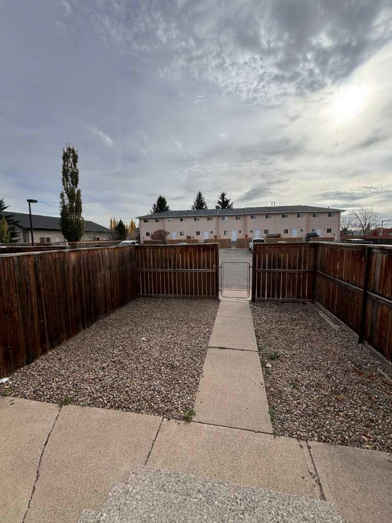 246 Mt Alderson Crescent W, Lethbridge, AB, T1K 6V8 - 12