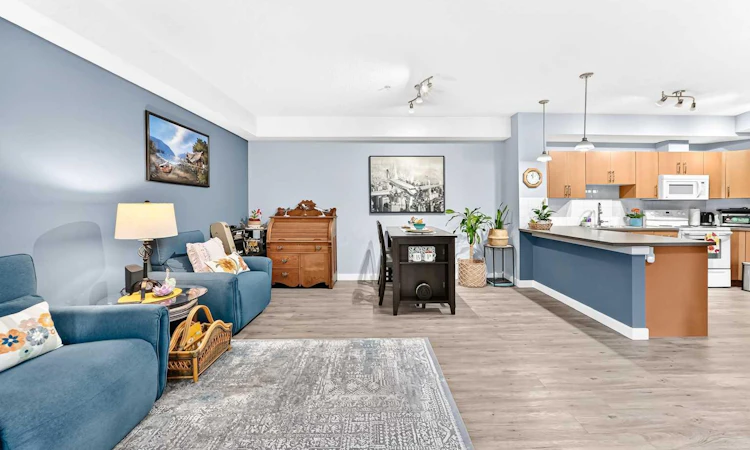 115-156 Country Village Circle NE