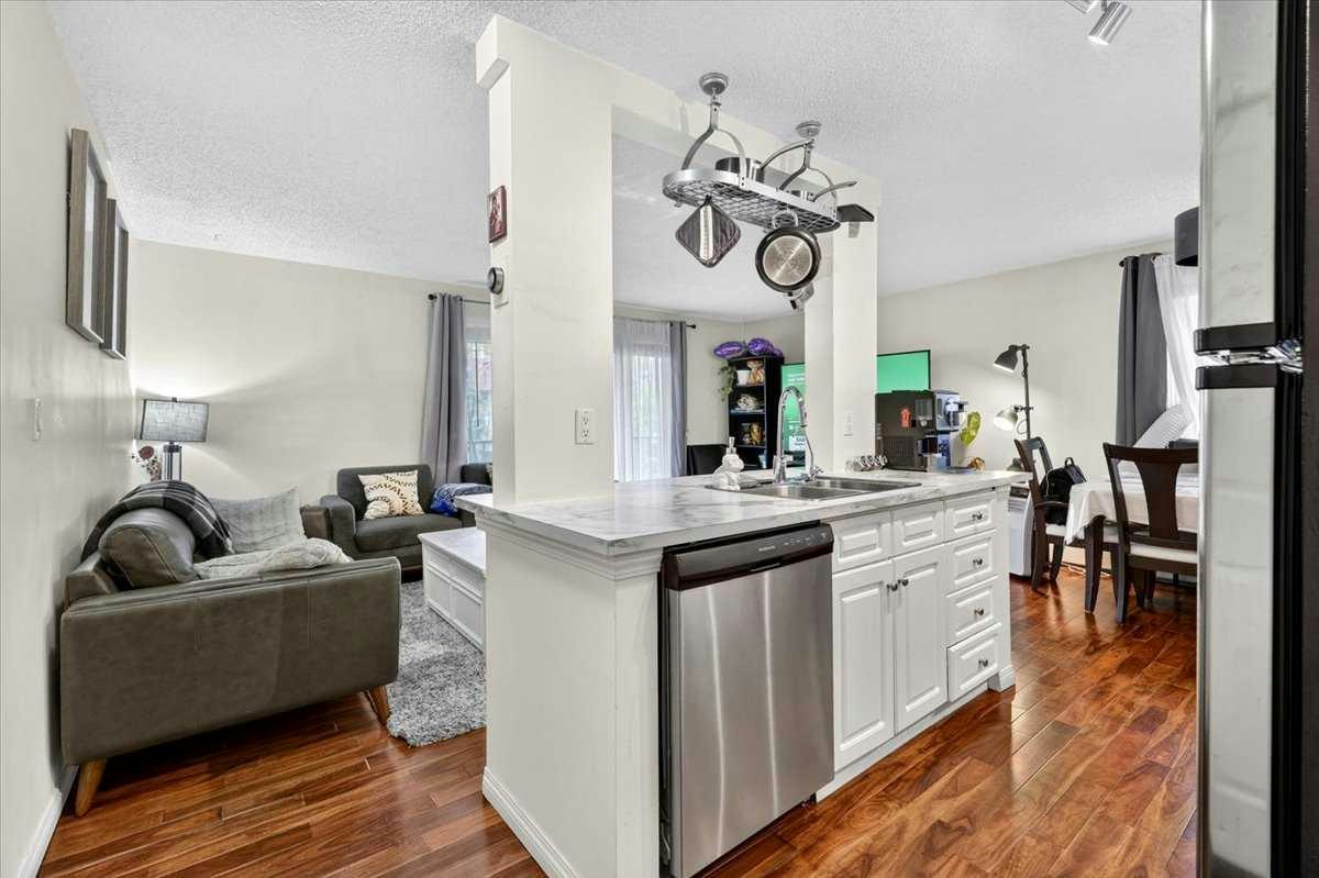 201-709 3 Avenue NW, Calgary, AB, T2L 0V7