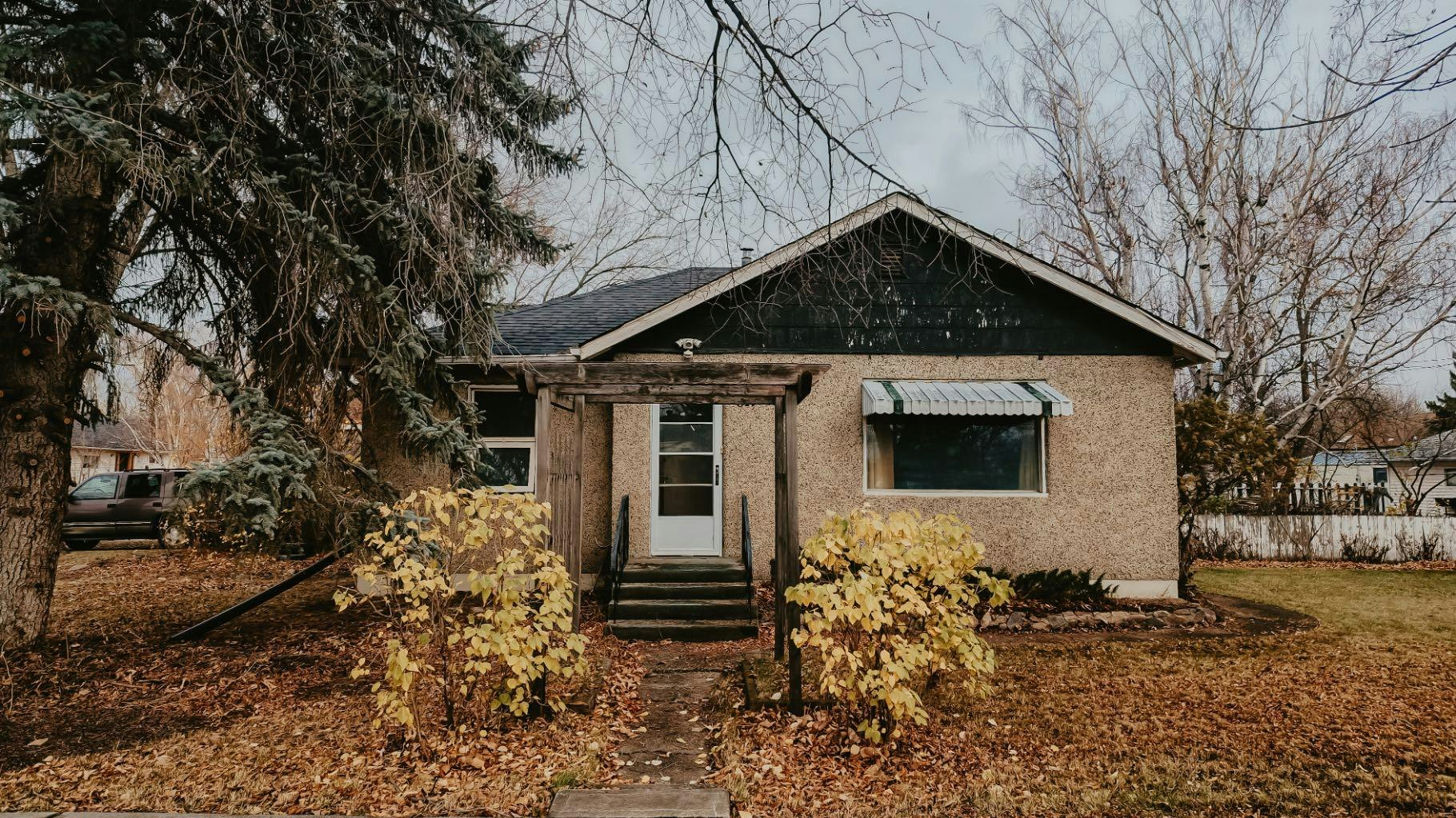 317 Grand Avenue, Carmangay, AB, T0L 0N0