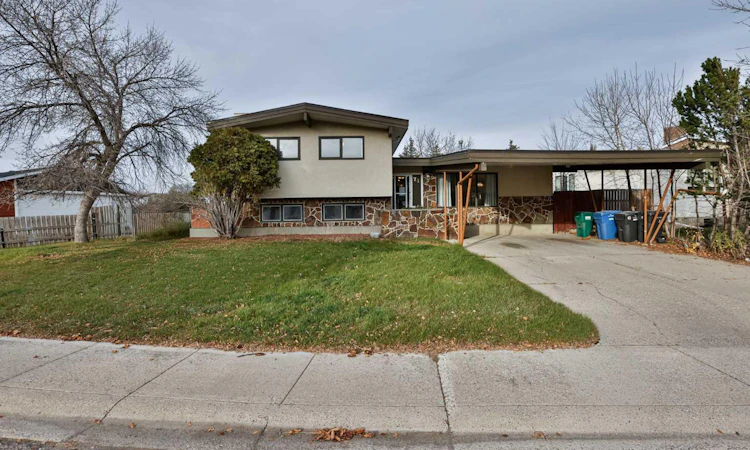 21 Lafayette Crescent