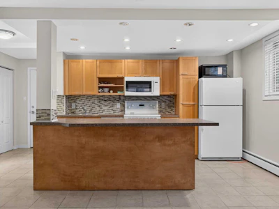 105-1727 10a Street SW - 4