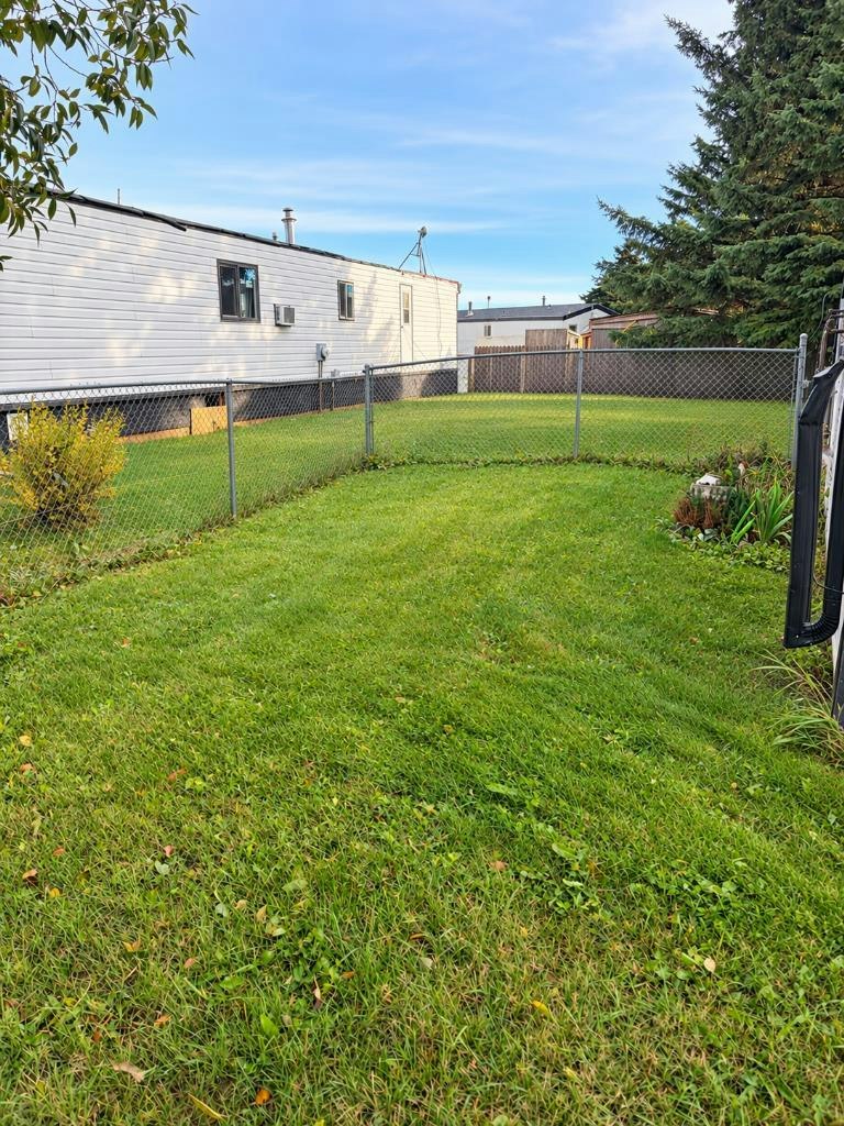 B-5703 Evergreen Drive, High Prairie, AB, T0G 1E0 - 13