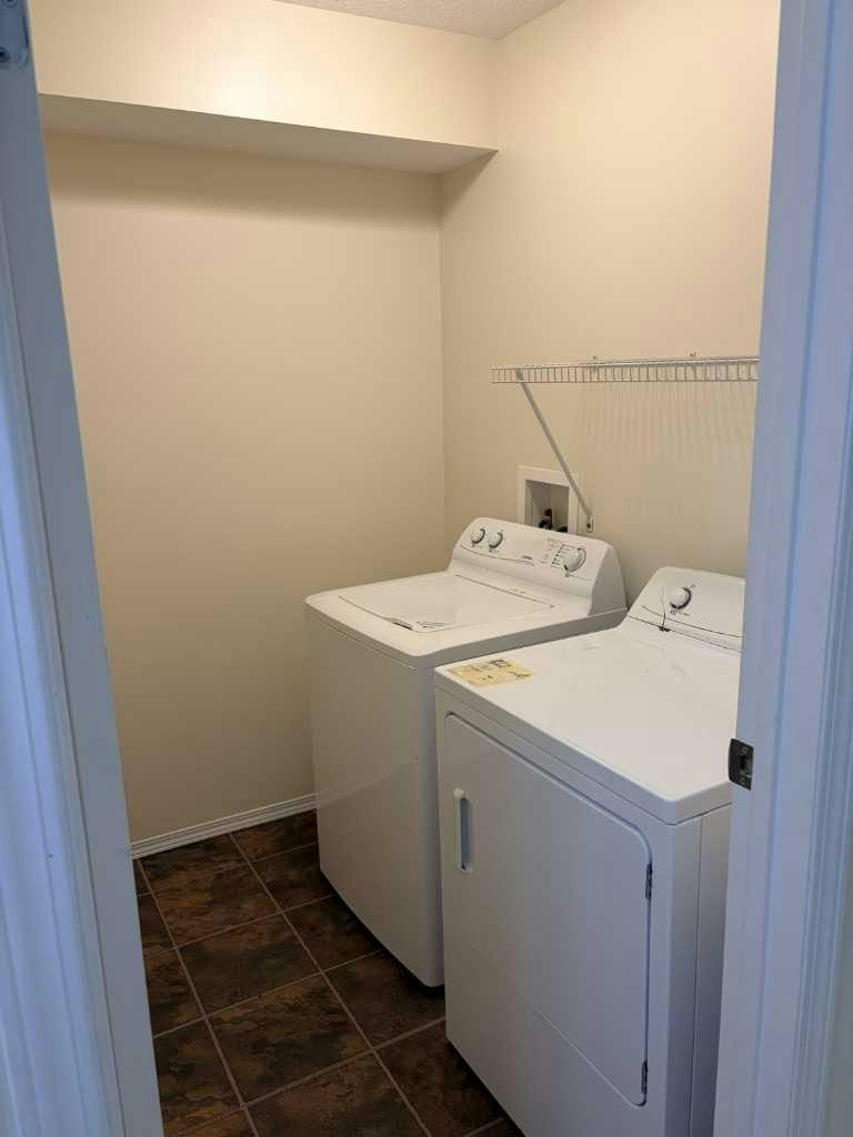 B-5703 Evergreen Drive, High Prairie, AB, T0G 1E0 - 11