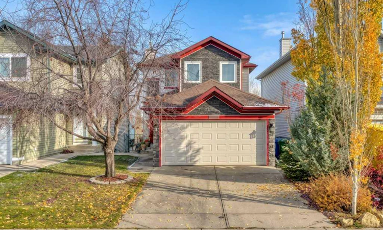 146 Bridlewood Way SW