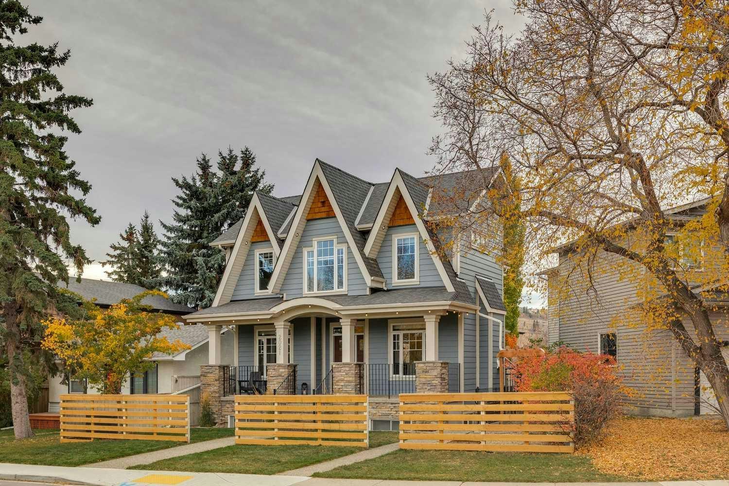 2021 Mackay Road NW, Calgary, AB, T3B 1C8