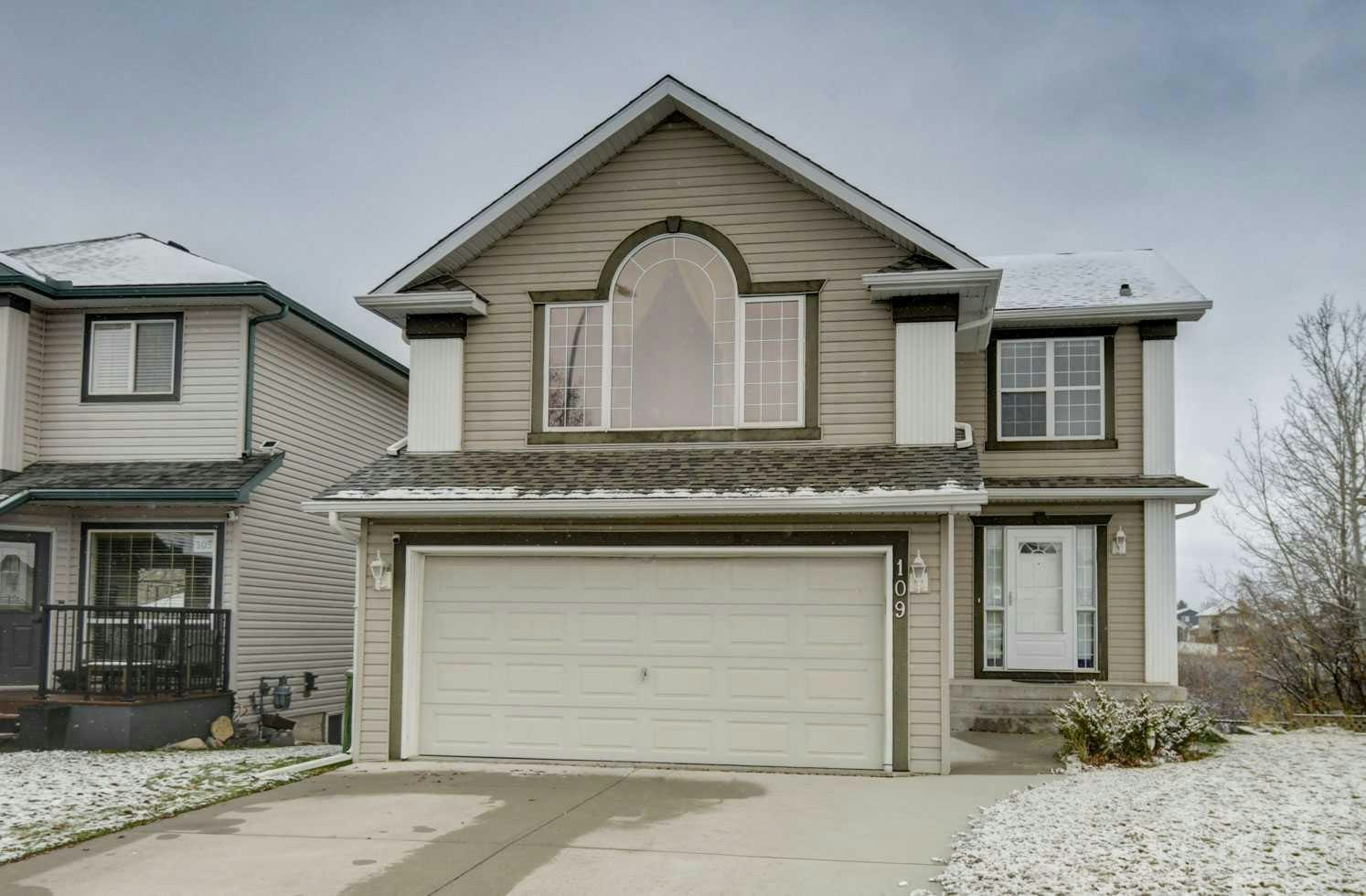 109 Bridlecreek Green SW, Calgary, AB, T2Y 3P2